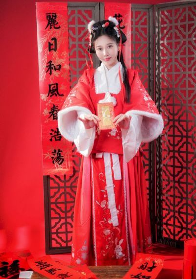 美国女人高潮三级_有字幕完整版