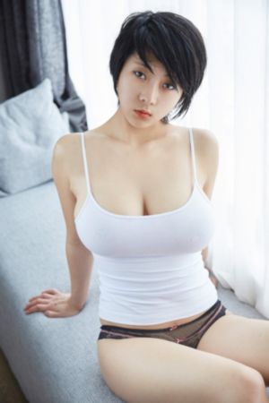 绝色蕾丝的S身型_超清免费观看视频