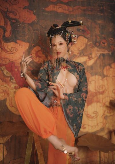 欧美人自拍照材素材丰富灵感_BD英语完整视频观看