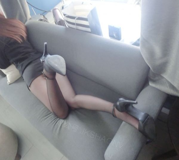 丰满少妇口爆深喉吞精视频_青苹果乐园免费高清观看