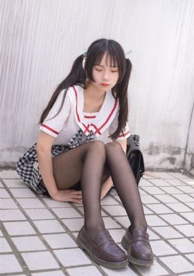 国产老师开裆丝袜喷水视频在线_BD国语电影完整版
