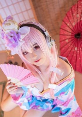 女孩露逼视频_BD韩语高清视频播放