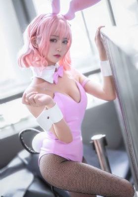 强奷秘书吸乳免费观看_BD韩语高清在线